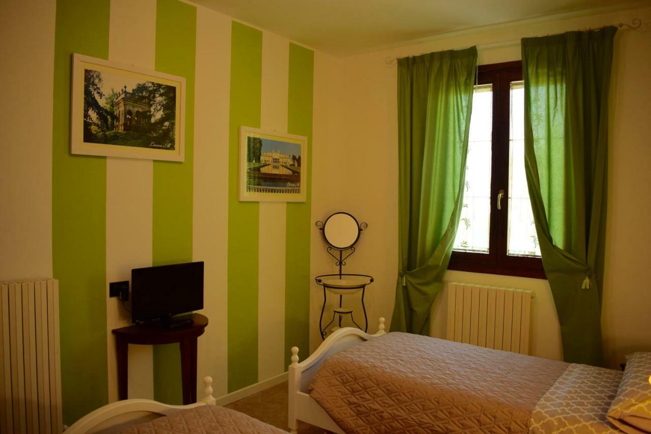A Casa Di Laura Bed & Breakfast อ็อคคิโอเบลโล ภายนอก รูปภาพ